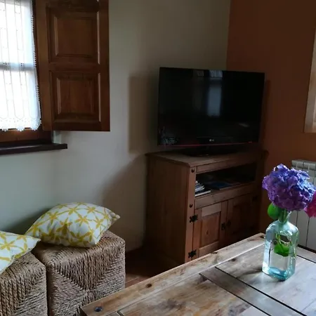 Brisas Apartment *